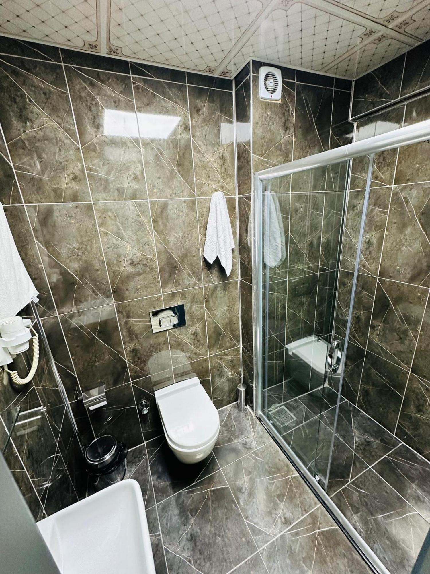 Taksim La Serena Hotels Istanbul Exteriör bild