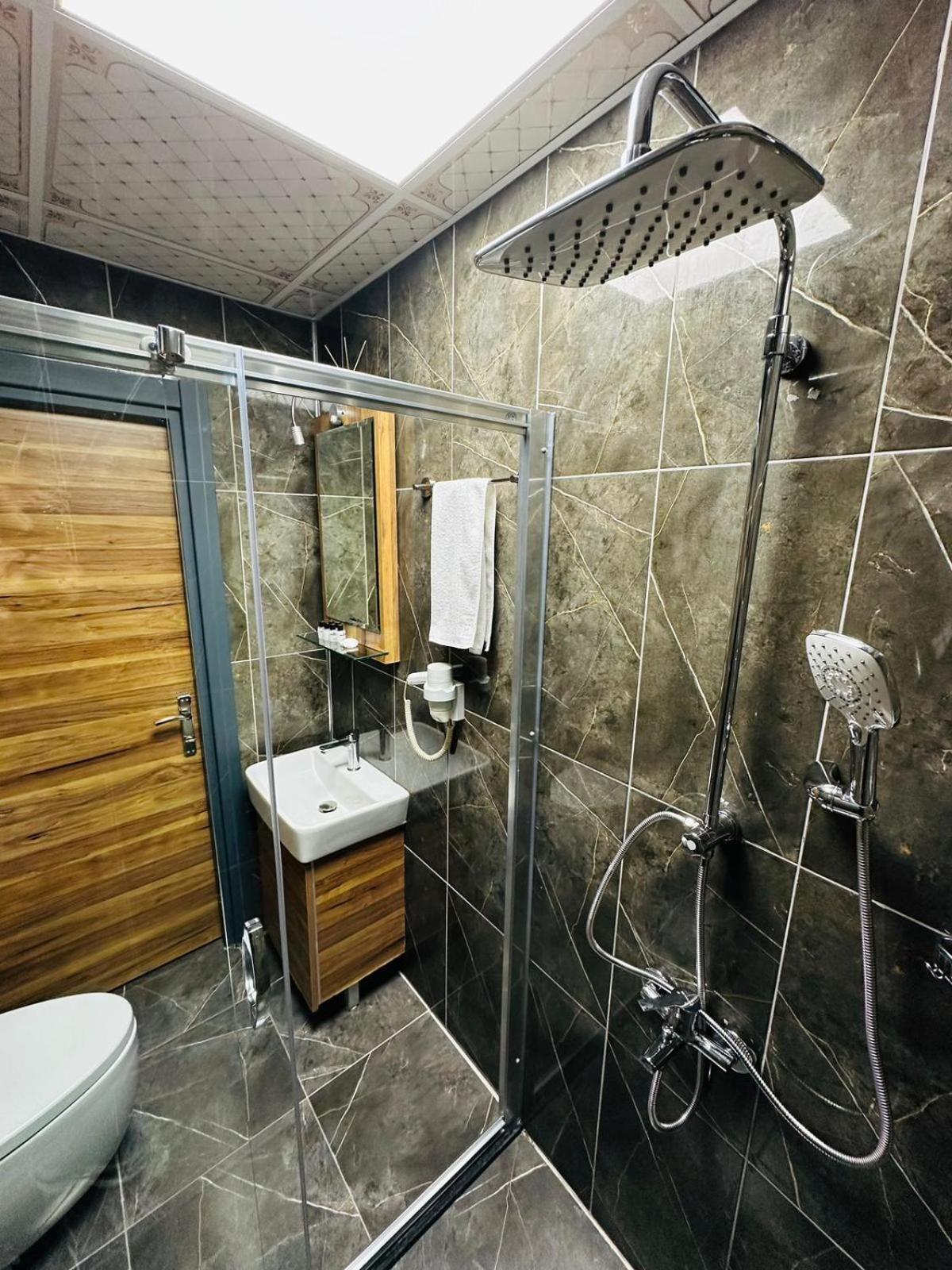 Taksim La Serena Hotels Istanbul Exteriör bild