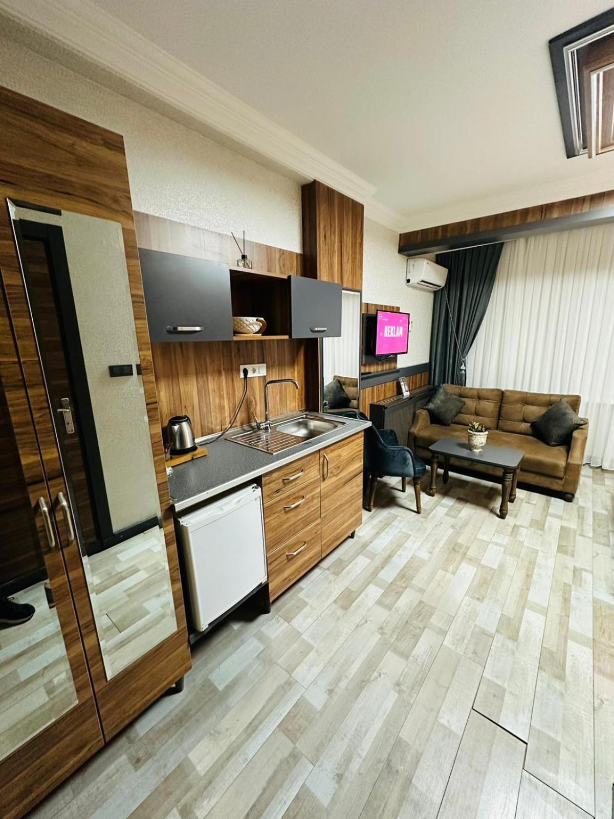 Taksim La Serena Hotels Istanbul Exteriör bild