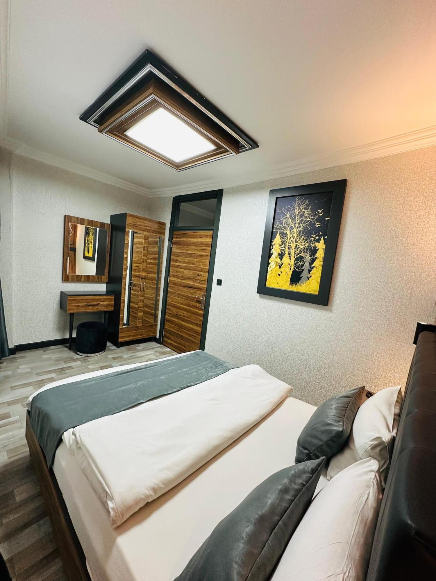 Taksim La Serena Hotels Istanbul Exteriör bild