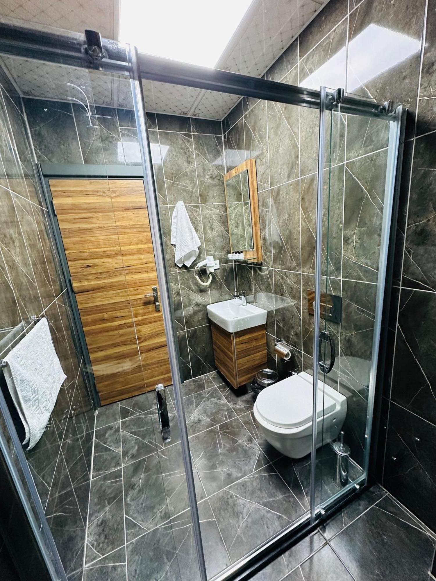 Taksim La Serena Hotels Istanbul Exteriör bild